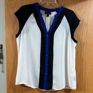 Worthington Black, Blue, and White Sleeveless Blouse